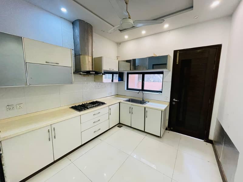 100% Orignal Images 10 Marla Modern Design House Proper Double Unit For Rent In DHA Phase 2 Lahore. 2