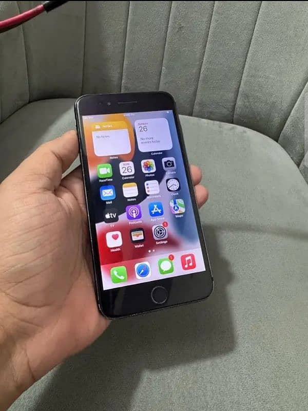 Iphone 7 plus pta approved 128 gb 2