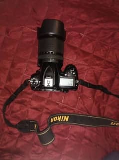 Nikon D7200 with Nikon 18-140 VR lens