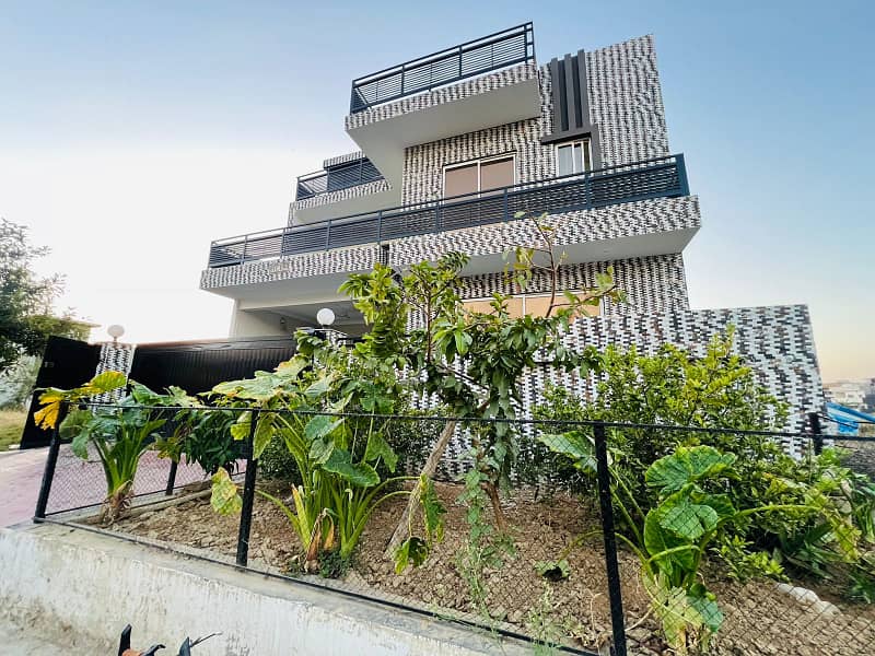 35x70 Tripple Story House (3 Units) for Sale At C Block, B17 0