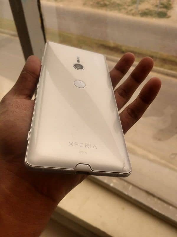 Sony xperia Xz 3 mobile for sale 3