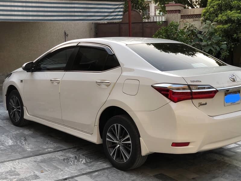 Toyota Altis Grande 2021 3