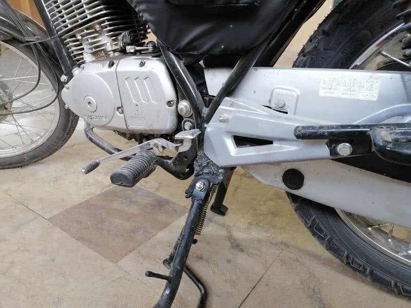 Suzuki Gs150 Genuine condition 6