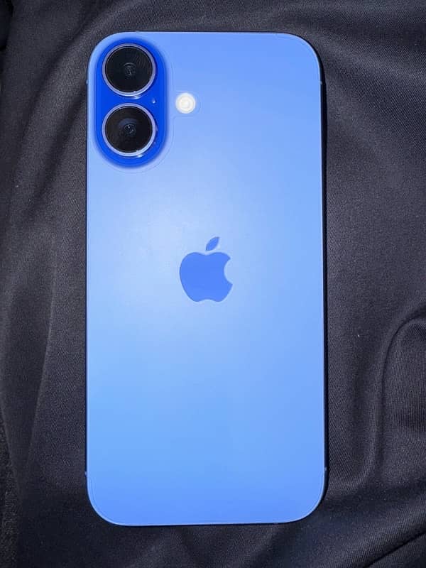 IPhone 16 ultramarine brand new with complete box 0