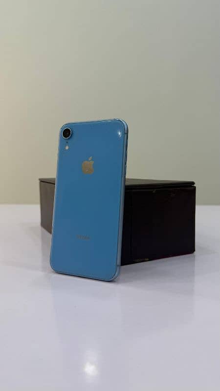 iPhone xr non PTA 64gb with new battery and pannel 0