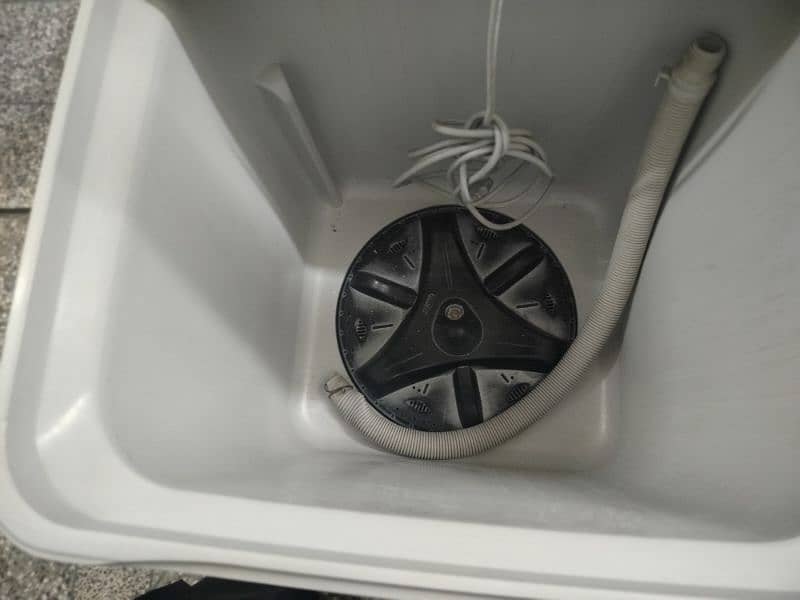 spinner and washing machine for sale 4