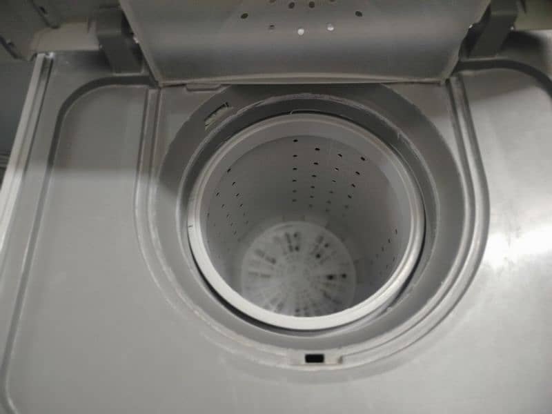 spinner and washing machine for sale 5