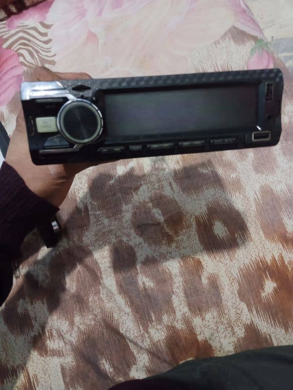 Ek Alto ka panel tape hai or dusri Bluetooth wali dono sale karni hai 3