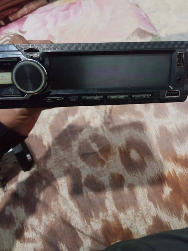 Ek Alto ka panel tape hai or dusri Bluetooth wali dono sale karni hai 6