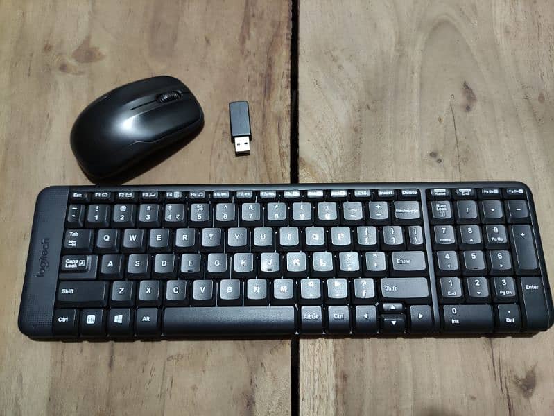 Wireless Keyboard and mouse 0