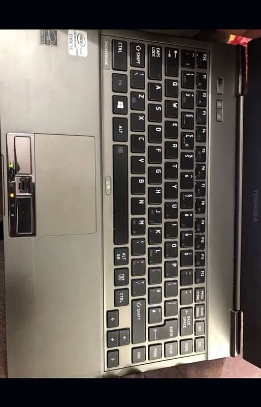 Toshiba Laptop 2