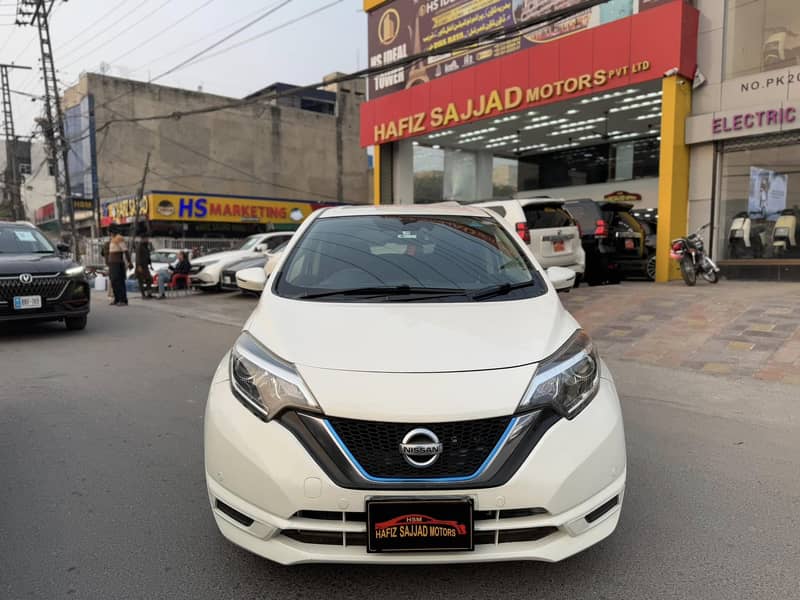 Nissan Note E Power 2016 0