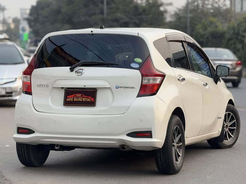 Nissan Note E Power 2016 10