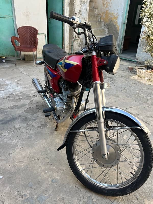 2004 model honda 125 good condition. 5