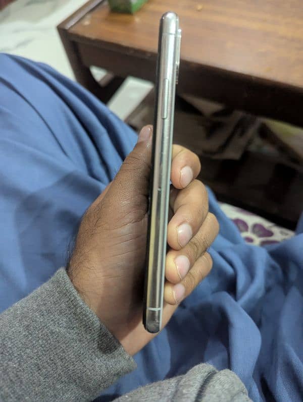 iphone x 64gb pta approved 3