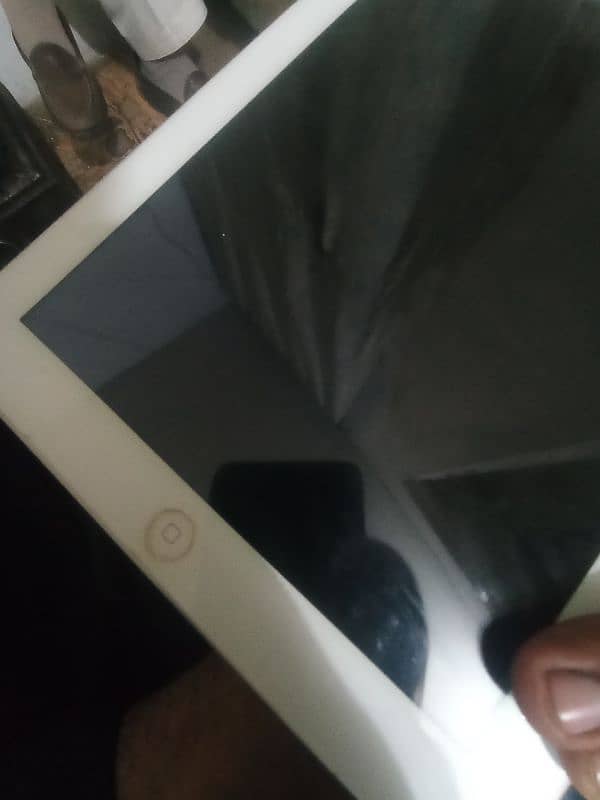 apple iPad 3rd generation 1 hand use good condition 10/8 3