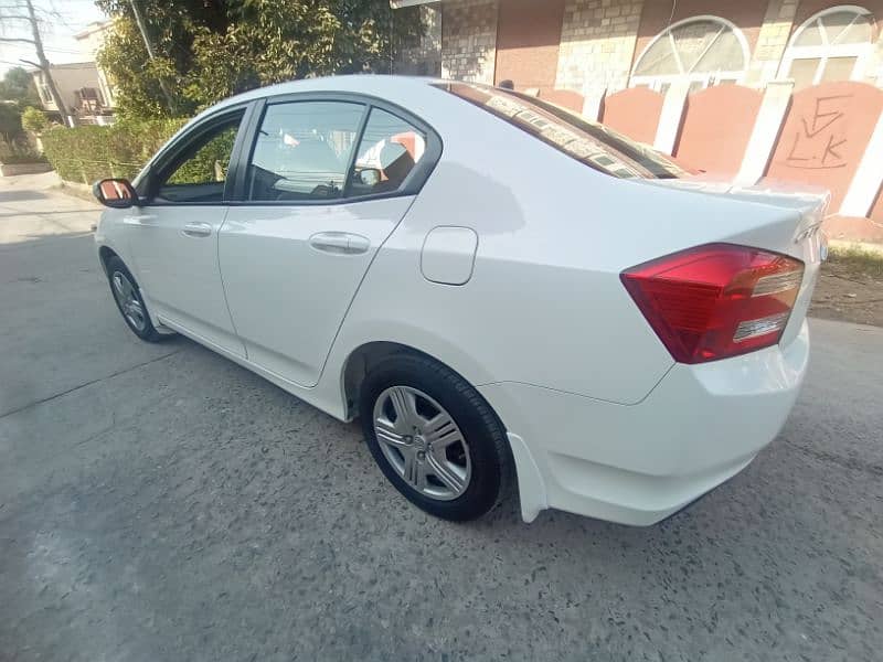 Honda City 1.3 IVTEC 2015 16