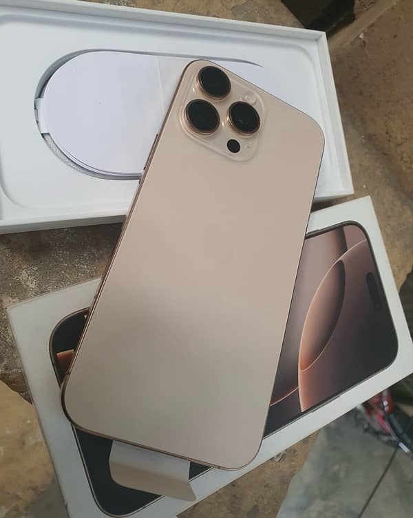 Iphone 16 pro max 256GB desert titanium Non PTA 0