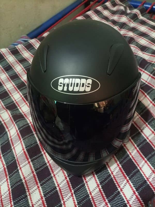 Studds Helmet 1