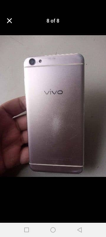 vivo X7    4. . . 128    with box  all ok  03076937147 7