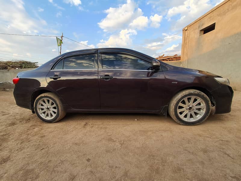 Toyota Corolla GLI 2012 10