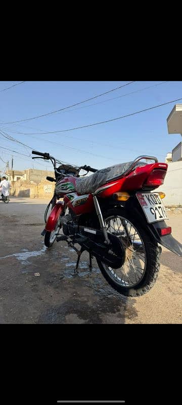 Honda 70 Dream 4