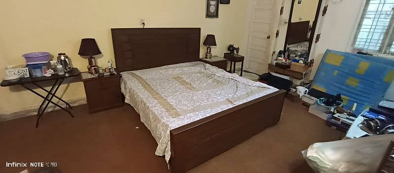 beds available for sale 0