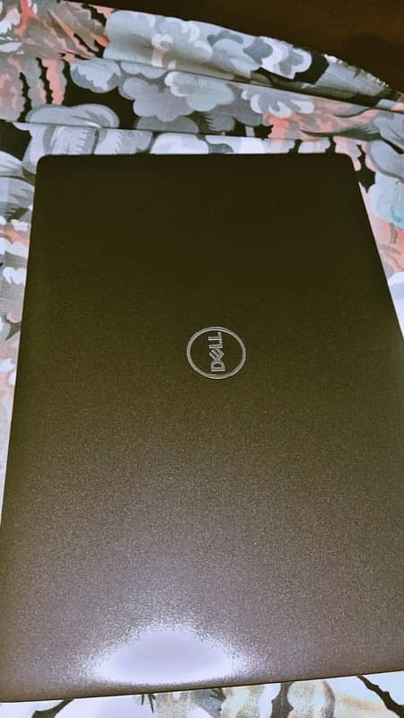 DELL latitude 5300 3