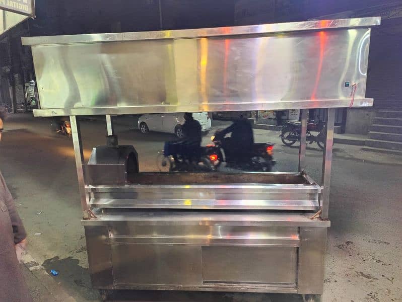 like a new bar b q counter full setup for sale 12