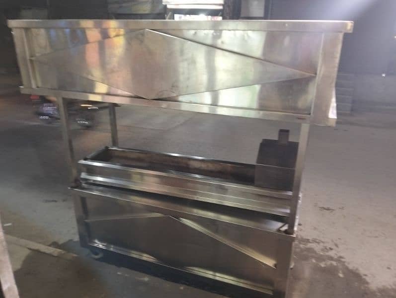 like a new bar b q counter full setup for sale 15