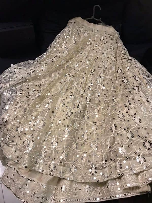 Thread & Motifz lehnga bridal 0