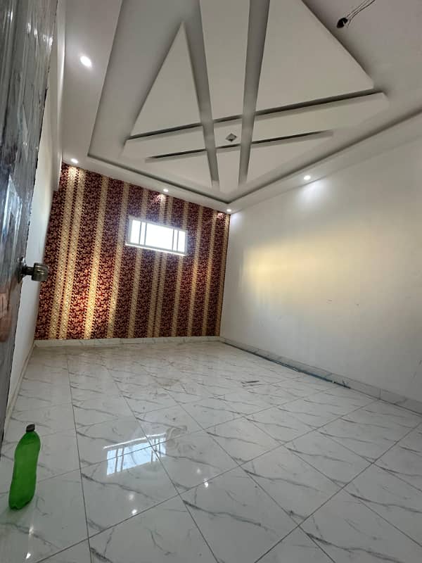 BRAND NEW APARTMENT OPPSITE DHA PHASE 2 AKHTAR COLONY 9