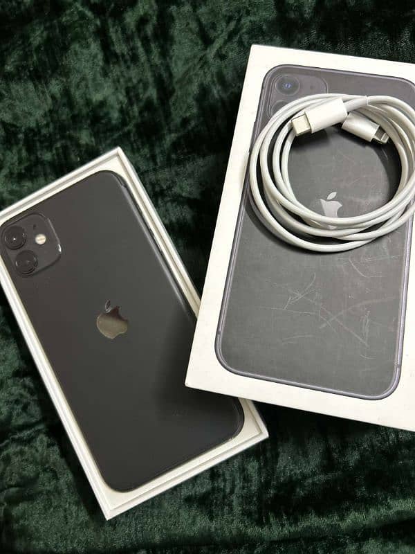 Iphone 11 Non pta factory unlocked with box urgent sale 1