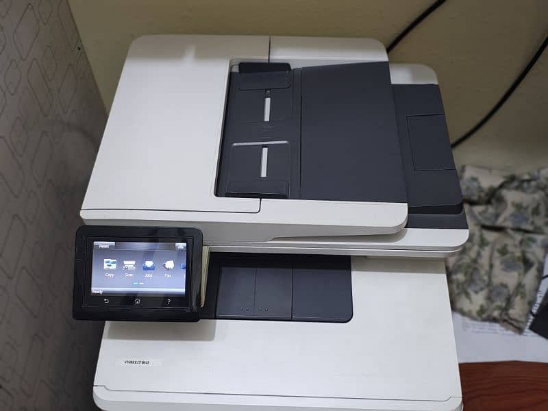 HP Color LaserJet Pro MFP M477fdn 2