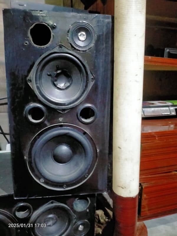 2x6 " and 2x4" with speaker woofer 1