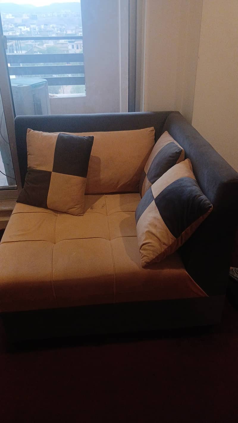 7 seater L shape sofa set in good condition 0