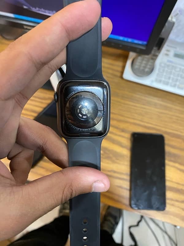 Apple watch series 5 5