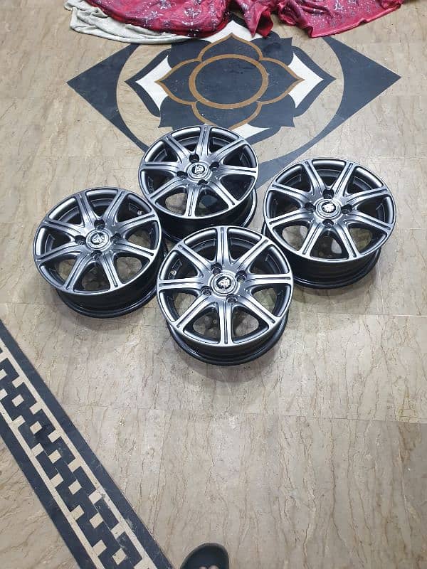 100 Pcd Alloy  Wheel 3