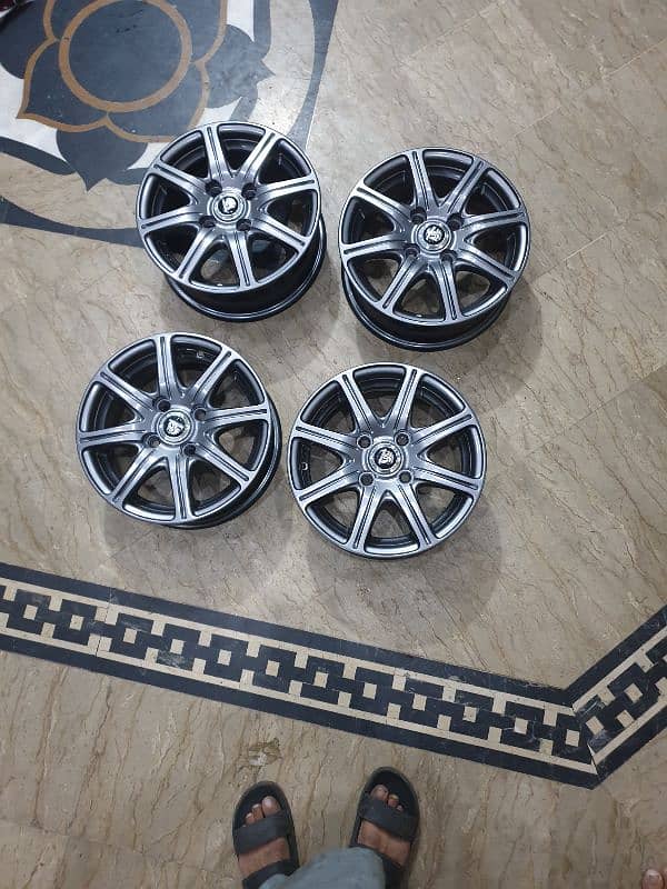 100 Pcd Alloy  Wheel 4