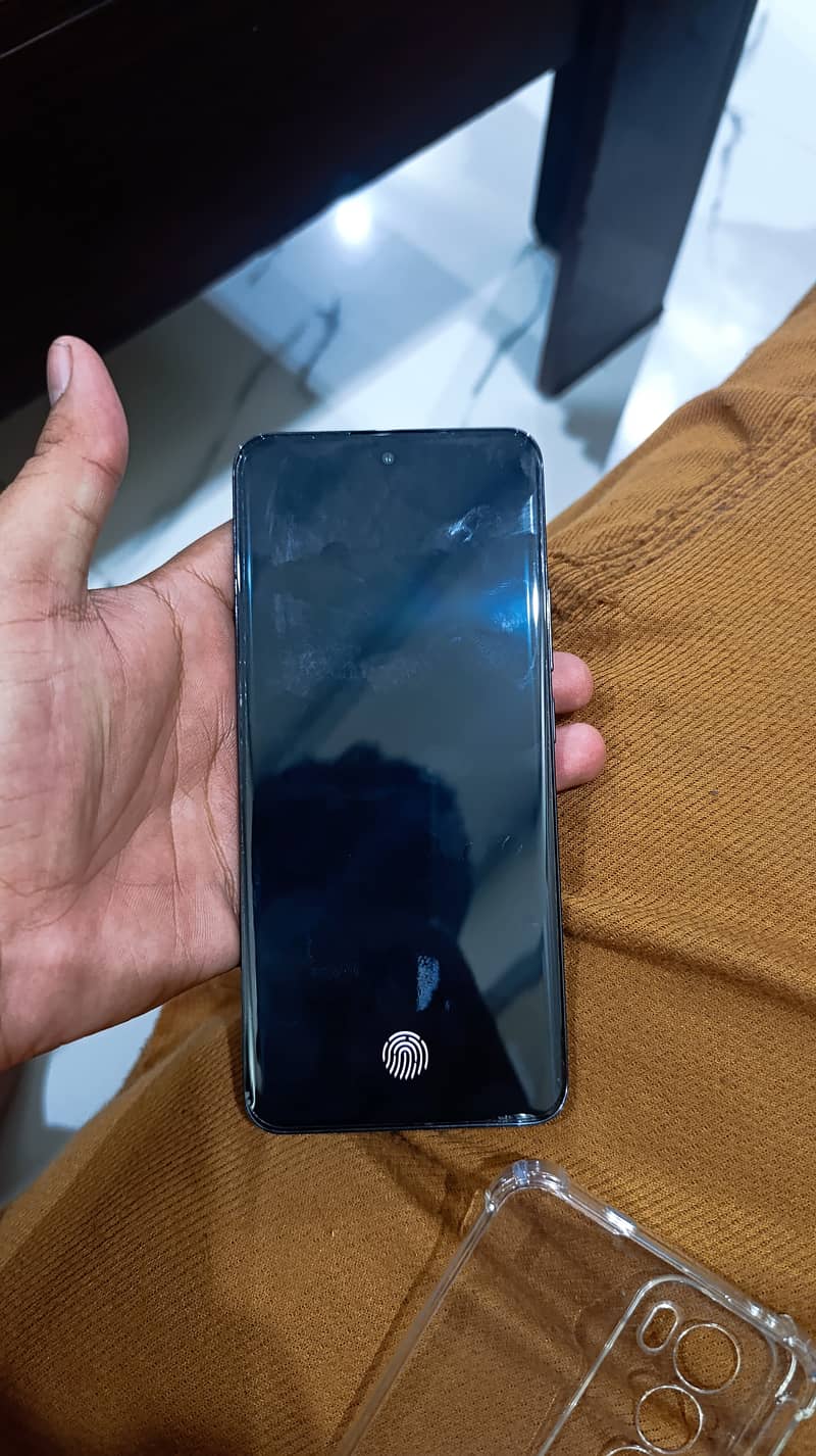 OPPO Reno 12     10/10  condition. 1