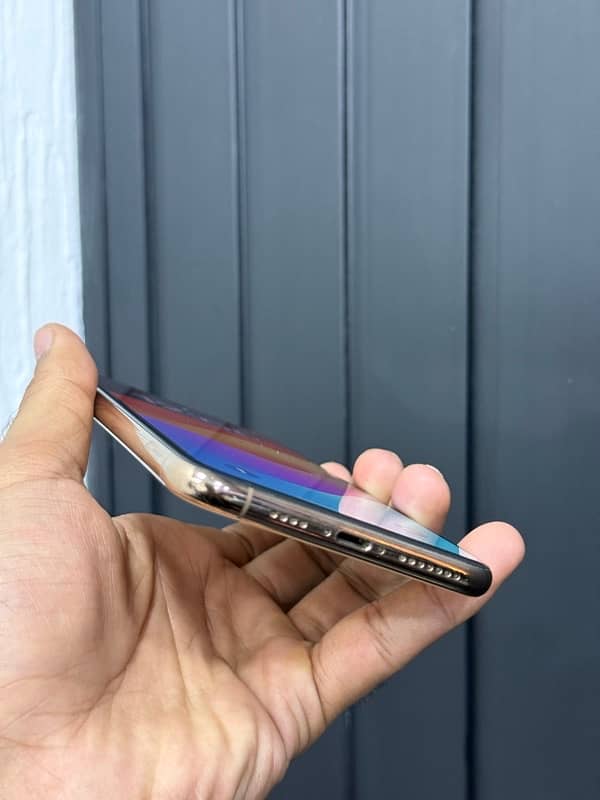 Iphone 11 pro max dual physical pta approved with box.  12 13 14 15 16 5