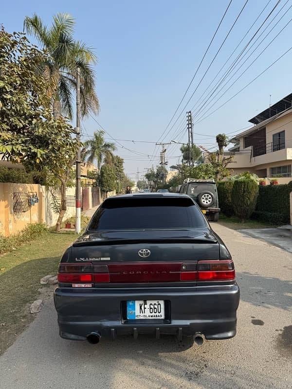 Toyota Corolla 1995 3