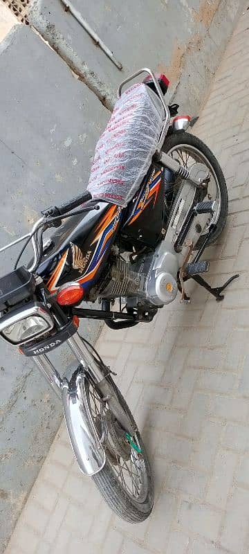 Honda 125 Karachi Number 2018 5