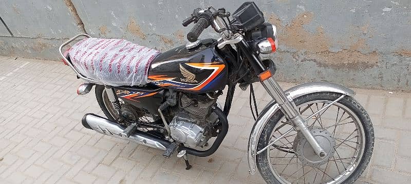 Honda 125 Karachi Number 2018 6