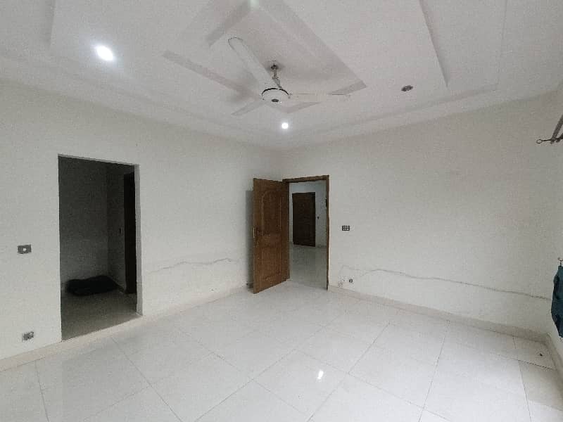 A Palatial Residence For On Excellent Location sale In Bahria Square Commercial Rawalpindi 19