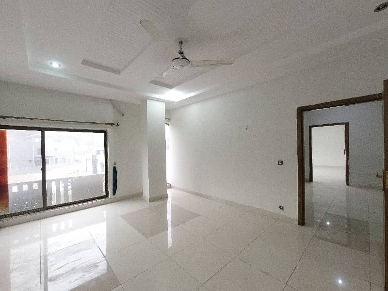 A Palatial Residence For On Excellent Location sale In Bahria Square Commercial Rawalpindi 21