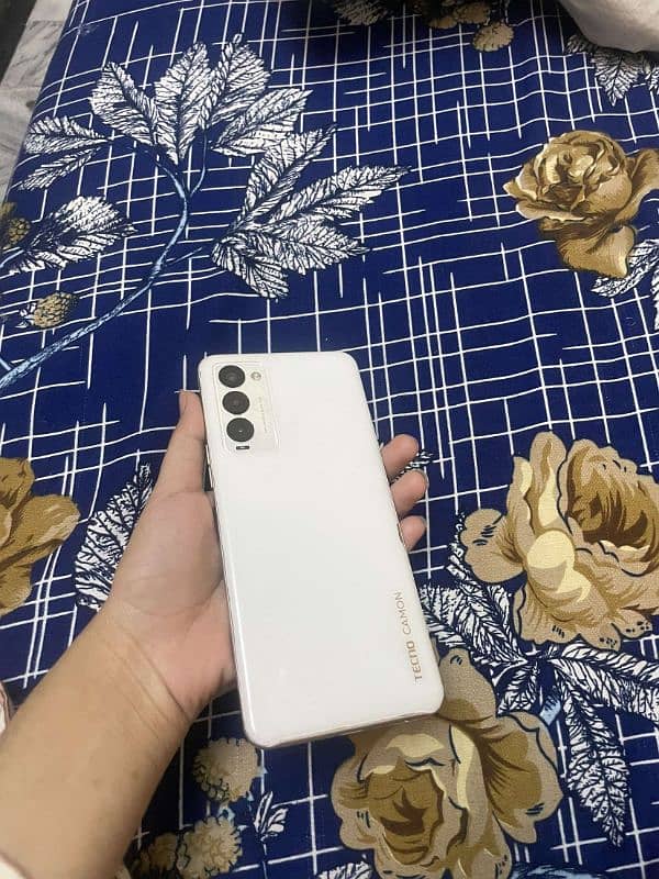 Tecno camon 18t 128gb complete box 0