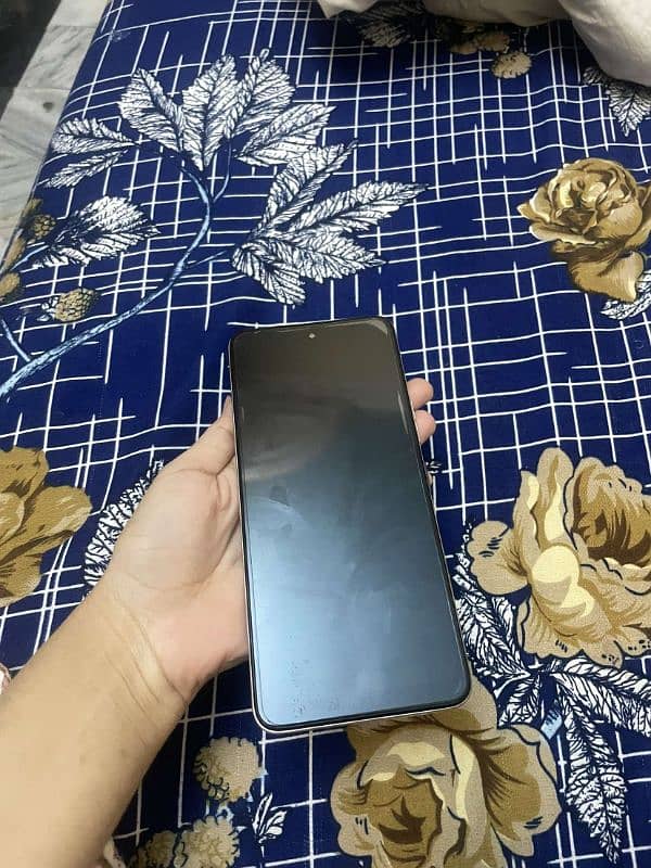 Tecno camon 18t 128gb complete box 2