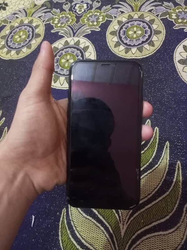 Iphone xr 128gb factory unlock 5