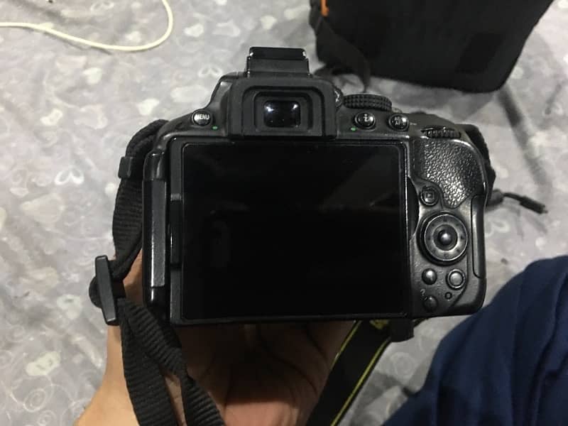 Nikon5300d with lens 18-55mm 2